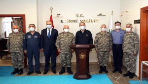 Bakan Akar ve TSK komuta kademesi Edirne'de