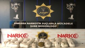 Başkente araçlarla uyuşturucu sevkiyatına yönelik operasyonda yakalanan 37 zanlıdan 22'si tutuklandı