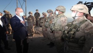 Cumhurbaşkanı Erdoğan, Nuh Peygamber Üs Bölgesi'ndeki askerlerin bayramını kutladı