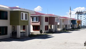 Devletin şefkatle büyüttüğü çocuklar otel konforundaki evlerde barındırılıyor