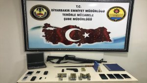 Diyarbakır'da DEAŞ operasyonu: 9 gözaltı