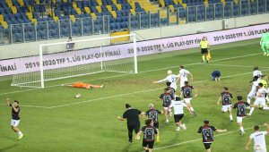 Fatih Karagümrük kupasını aldı
