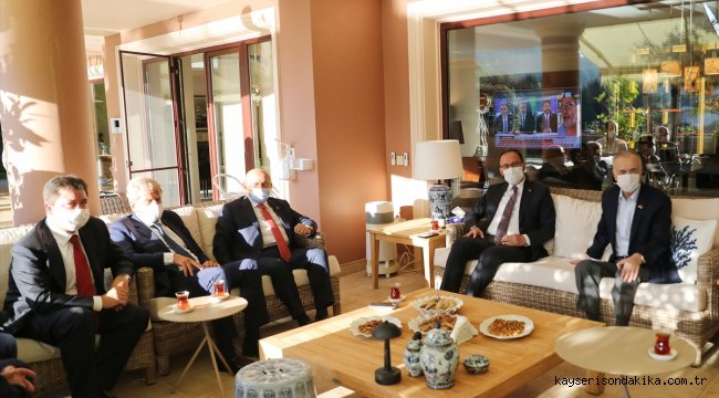 Gençlik ve Spor Bakanı Kasapoğlu'ndan Mustafa Cengiz'e "geçmiş olsun" ziyareti