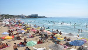 Kuşadası ve Didim sahillerinde bayram yoğunluğu