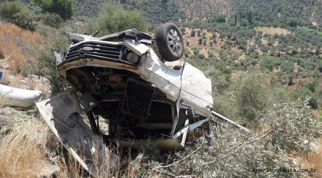 Muğla'da kamyonet şarampole devrildi: 5 yaralı
