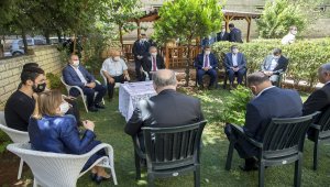 Adalet Bakanı Gül'den Duygu Delen'in ailesine ziyaret