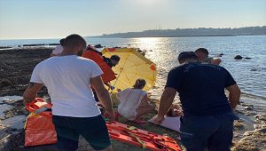 Adana'da adada bacağı kırılan kişiyi sahil güvenlik ekipleri kurtardı
