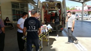 Adana'da kamyonet uçuruma yuvarlandı: 6 yaralı