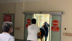 Adıyaman'da motosikletin çarptığı 2 kişi yaralandı