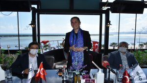 AK Parti'li Karaaslan, Karadeniz'de doğal gaz rezervi keşfedilmesini değerlendirdi: