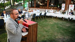 AK Parti'li Turan: "Türkiye, Doğu Akdeniz'de uluslararası hukuka uygun hareket ediyor"
