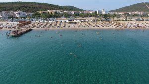 Ayvalık plajlarına bayram tatilinde yoğun ilgi