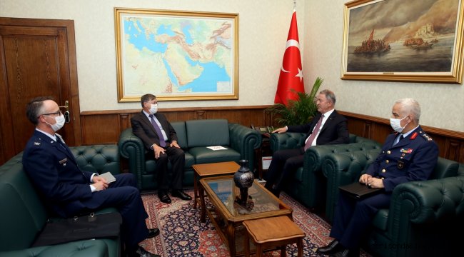 Bakan Akar, ABD'nin Ankara Büyükelçisi Satterfield'i kabul etti