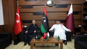 Bakan Akar: "Libyalı kardeşlerimizi haklı davalarında desteklemek suretiyle istenilen sonuçlara ulaşacağımıza inanıyoruz."