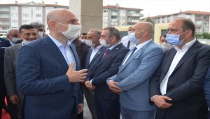 Bakan Karaismailoğlu AK Parti Kütahya İl Başkanlığı'nı ziyaret etti: