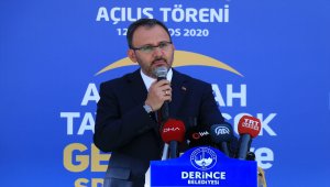 Bakan Kasapoğlu, Kocaeli'de gençlik ve spor merkezi açılışına katıldı 