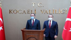 Bakan Kasapoğlu Kocaeli'de ziyaretlerde bulundu