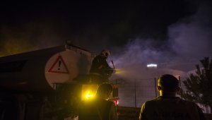 Başkentte kargo deposunda çıkan yangın hasara yol açtı