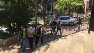 Bilecik'te uyuşturucu operasyonunda yakalanan 3 şüpheli tutuklandı