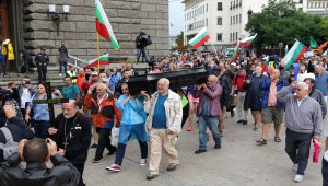 Bulgaristan'da hükümet istifa etmeyecek