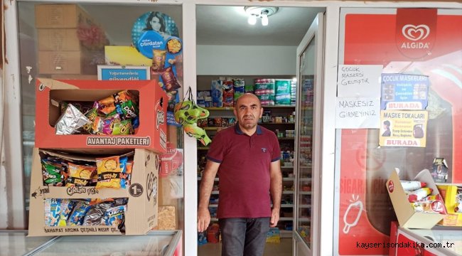 Bursa'da marketten sadaka kutusu hırsızlığı güvenlik kamerasında
