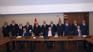 Cumhurbaşkanı Erdoğan, Bitlis'te bölge valileriyle toplantı yaptı