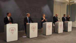 Danimarka'da toplu taşıma araçlarında maske zorunluluğu getirildi 