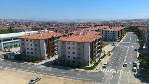 Depremin vurduğu Elazığ'da 17 bin 593 konut hızla yükseliyor