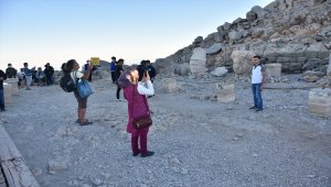 Dünya mirası Nemrut Dağı'nda hafta sonu yoğunluğu