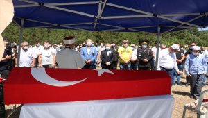 Elektrik akımına kapılarak hayatını kaybeden asker Kastamonu'da defnedildi