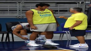 Fenerbahçe Beko, başantrenör Kokoskov yönetiminde ilk antrenmanını yaptı