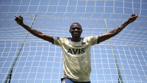 Fenerbahçe'nin yeni transferi Mame Thiam: "Burada olduğum için çok mutluyum"