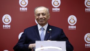 Galatasaray, erkek voleybol takımı için imza töreni düzenledi