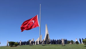 Gençlik ve Spor Bakanı Kasapoğlu, Kütahya'daki 30 Ağustos Zafer Bayramı törenine katıldı: