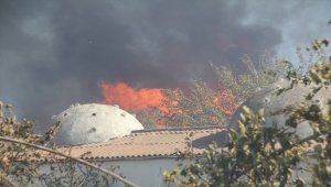 GÜNCELLEME - Antalya'da hamamda başlayan yangın kontrol altına alındı
