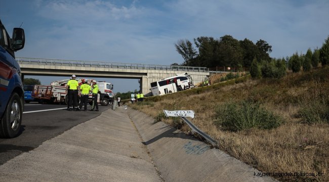 GÜNCELLEME- Kuzey Marmara Otoyolu'nda otobüs kazası
