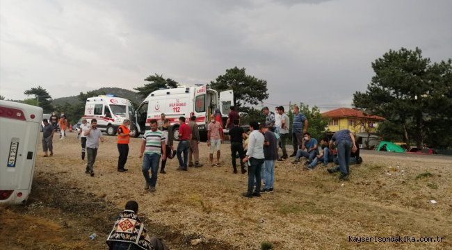 GÜNCELLEME - Muğla'da işçileri taşıyan midibüs şarampole devrildi: 2 ölü, 15 yaralı