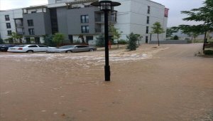 Hatay'da sağanak hayatı olumsuz etkiledi