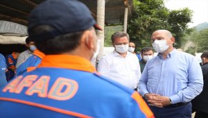 İçişleri Bakanı Soylu, Dereli ve Espiye'de incelemelerde bulundu 