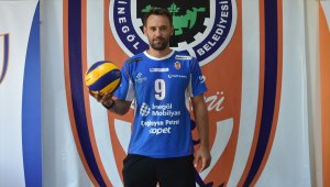 İnegöl Belediyespor Erkek Voleybol Takımı, Caner Dengin'i transfer etti