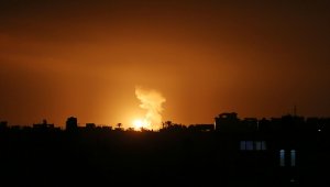 İsrail Gazze'ye yönelik hava saldırılarını sürdürüyor