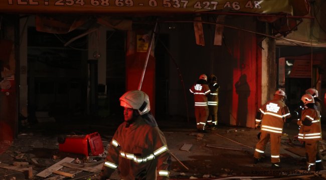 İzmir'de otomobil LPG bakım ayar servisinde patlama: 2 yaralı
