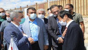 Japonya'nın Ankara Büyükelçisi Mıyajıma Akio, Malatya'da ziyaretlerde bulundu