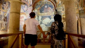Karanlık Kilise'nin freskleri ile bin yıl öncesine yolculuk
