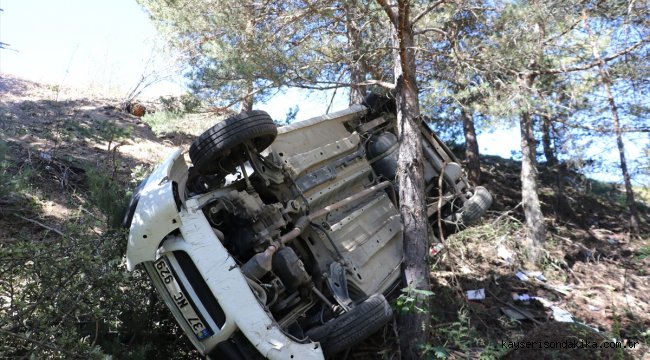 Kastamonu'da düğünden dönen aile kaza yaptı: 2 ölü, 4 yaralı