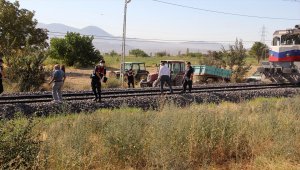 Kayseri'de lokomotifin çarptığı iki çocuktan biri öldü, diğeri yaralandı