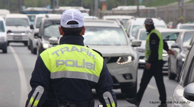 Kayseri Son Dakika Haberi: Kayseri'de Temmuz Ayında 34 Bin 961 Araç Kontrol Edildi, 11 Bin 660 Araca Trafik Cezası Uygulandı