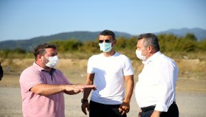 Kenan Sofuoğlu, Cumayeri'nde inşası süren pistte incelemede bulundu