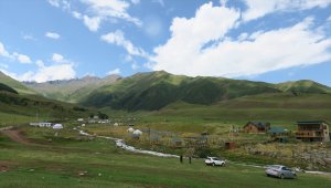 Kırgızistan'ın cazibe merkezi: Çunkurçak Vadisi 