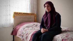 Kızı kandırılarak dağa götürülen annenin acısı da umudu da bitmiyor